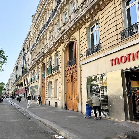 Elegant Haussmann-style Avenue Kleber Apartmán