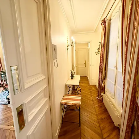 Διαμέρισμα Elegant Haussmann-style Avenue Kleber *